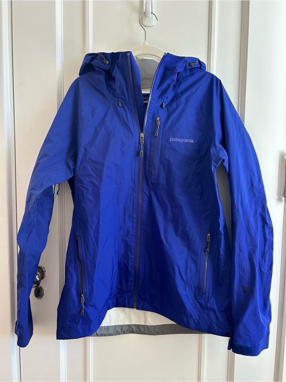 Patagonia Women's Stretch Rainshadow Jacket In Cobalt Blue Size L